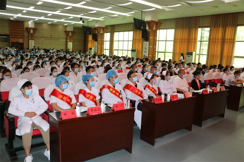 报告会会场 刘家琨摄 (1).JPG