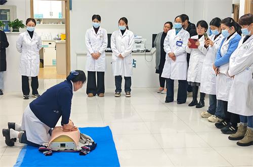 肺复苏152.jpg