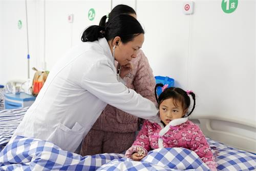义诊现场1300.jpg