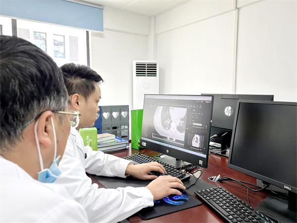 第四步 勾画靶区.jpg